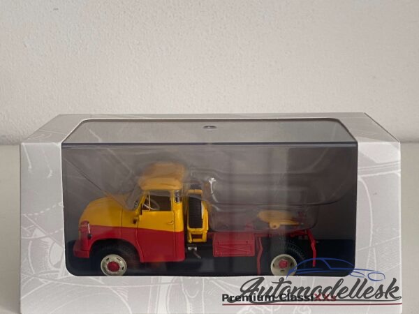 Model auta Tatra T138 NT