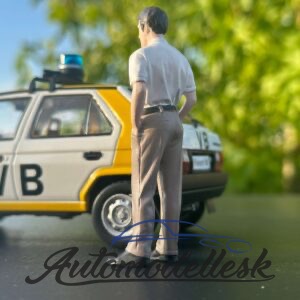 Postavička The Dealership *Customer I*