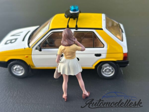 Postavička The Dealership *Customer II*