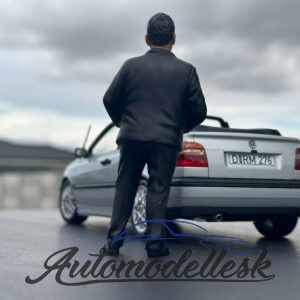 Postavička Hanging Out 2 Manuel