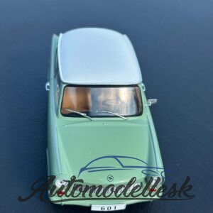 Model auta Trabant 601, zelená 1965