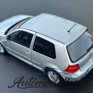 Model auta Volkswagen Golf GTI, strieborná, 1998