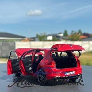Model auta Volkswagen GTI, Tornado červená, 2020