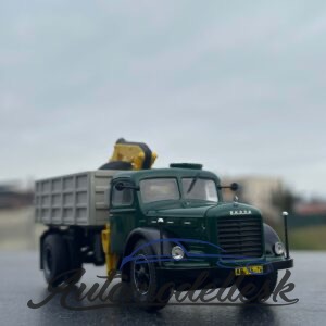 Model auta Škoda 706 R, zelená