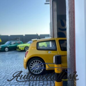 Model auta Renault Clio V6 PH.2 Jaune Sirius, 2003