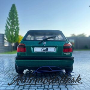 Model auta Volkswagen Golf MKIII VR6 Dragon Green Pearl, 1994
