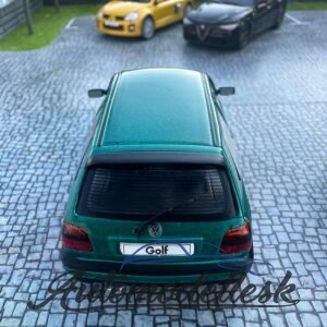 Model auta Volkswagen Golf MKIII VR6 Dragon Green Pearl, 1994