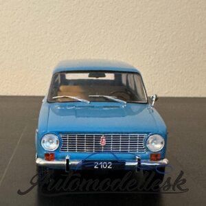 Model auta Lada 2102