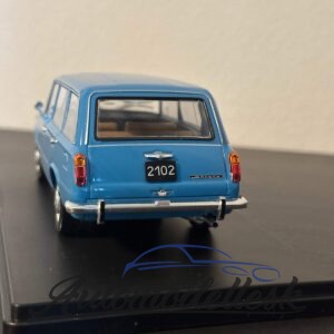 Model auta Lada 2102
