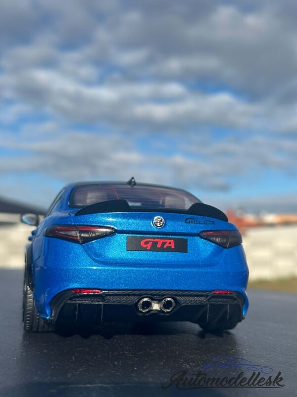 Model auta ALFA ROMEO GIULIA GTA BLUE ANODIZED BLUE 2022