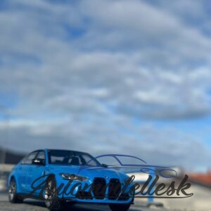 Model auta Bmw G80 M3 Sedan Santorini modrá 2023.