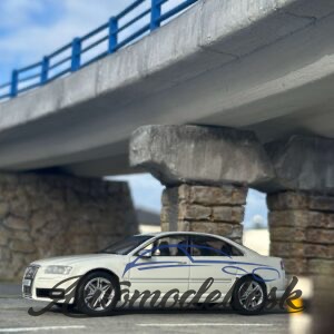 Model auta Audi S8 (D3), biela, 2010