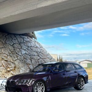 Model auta Bmw G81 M3 Touring Daytona Violet 2023