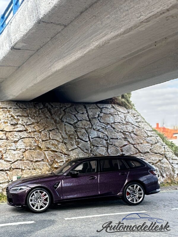 Model auta Bmw G81 M3 Touring Daytona Violet 2023