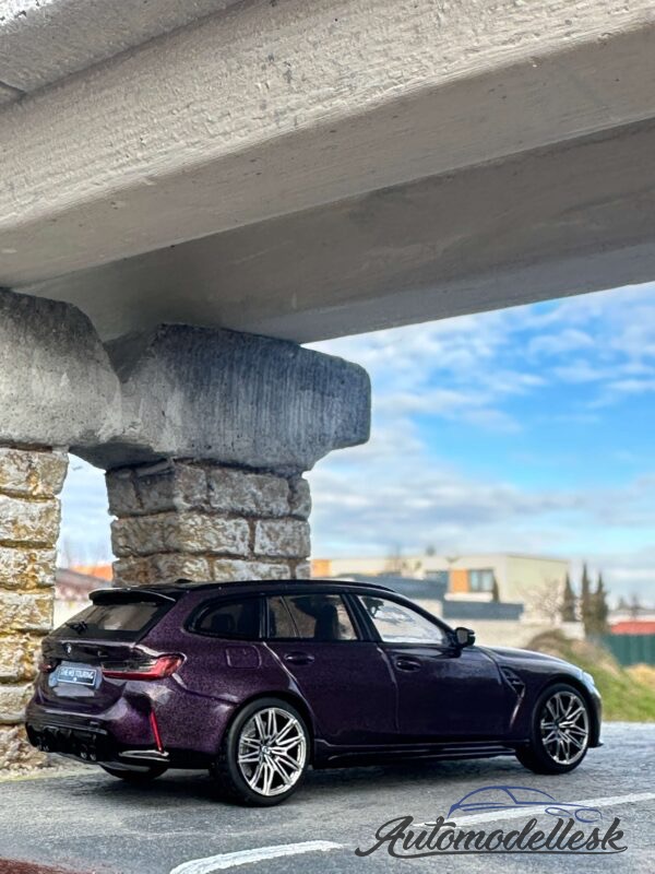 Model auta Bmw G81 M3 Touring Daytona Violet 2023