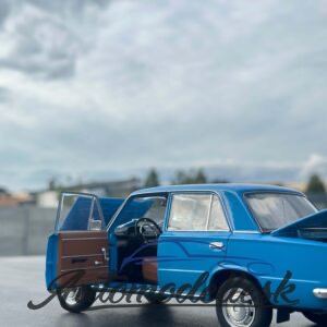 Model auta Lada 1200, modrá, 1971