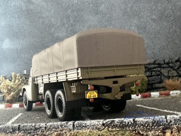 Model auta Tatra 138,VN