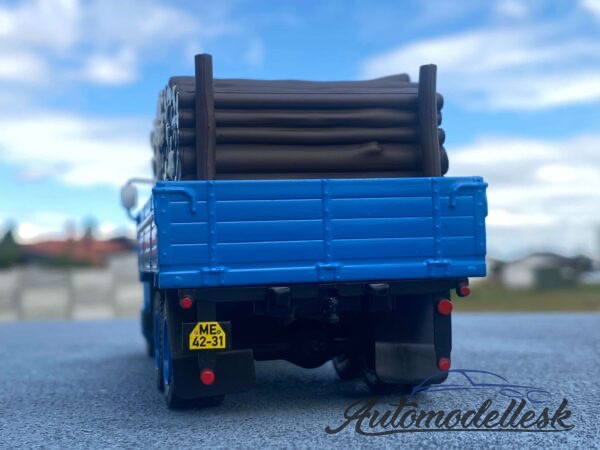 Model auta Praga V3S