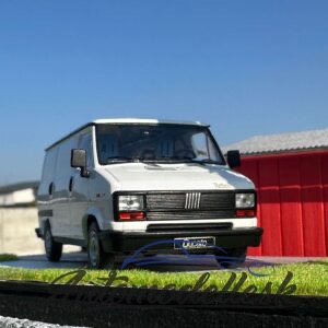Model auta Fiat Ducato, biela, 1982
