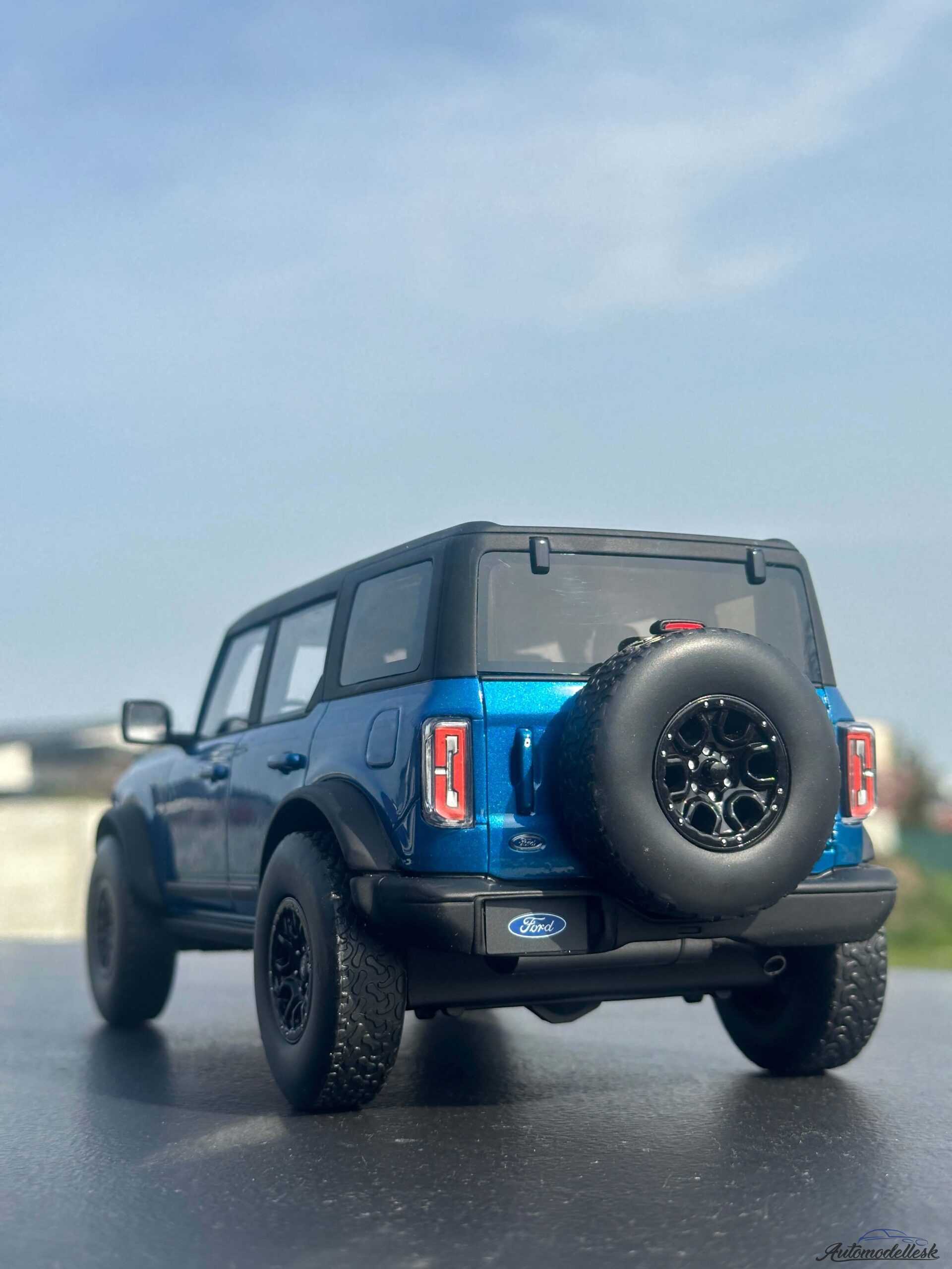 Model auta Ford Bronco, 4-door, 1st Edition, blue, 2021 Model auta Ford Bronco, 4-door, 1st Edition, blue, 2021