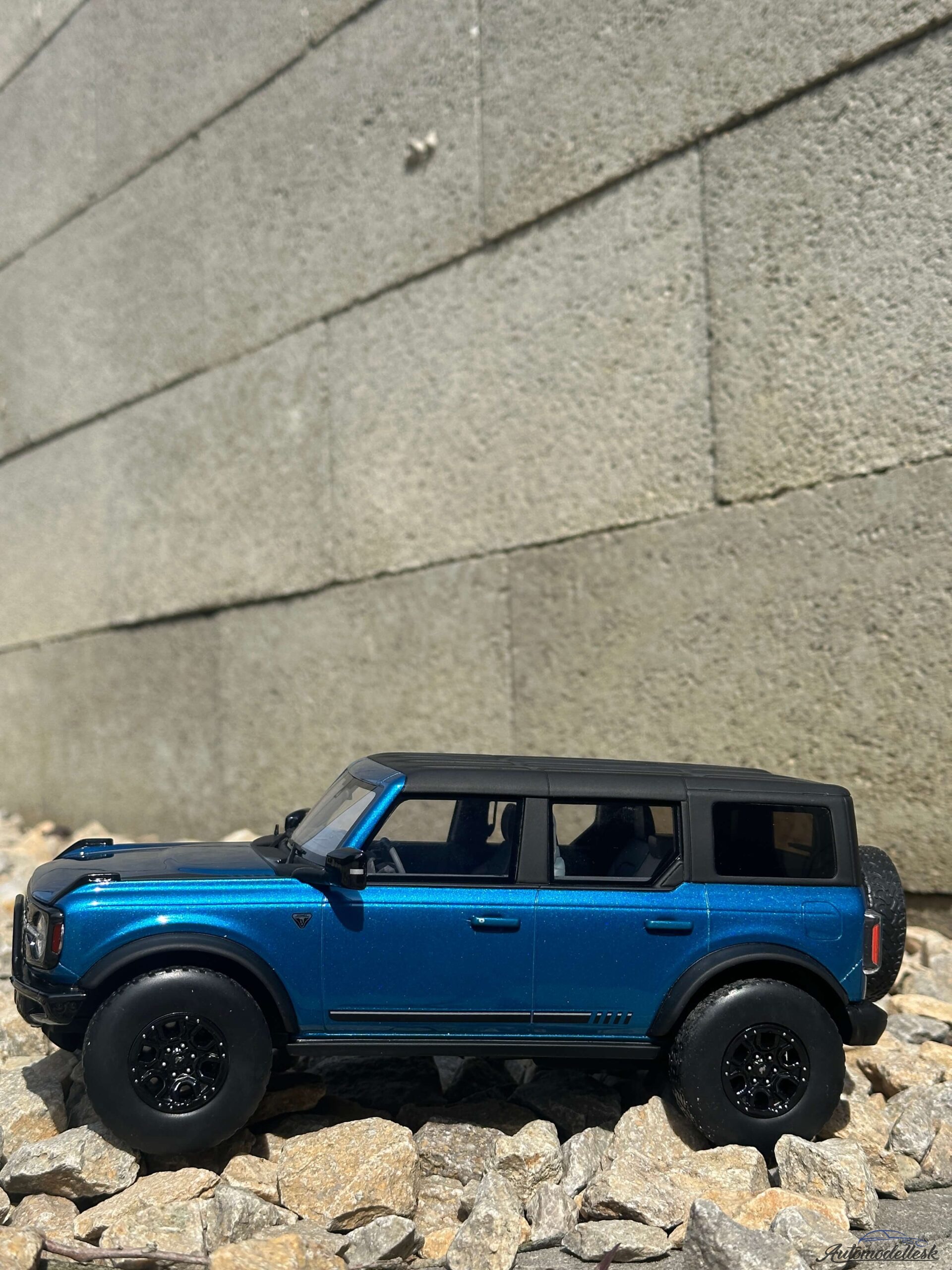 Model auta Ford Bronco, 4-door, 1st Edition, blue, 2021 Model auta Ford Bronco, 4-door, 1st Edition, blue, 2021