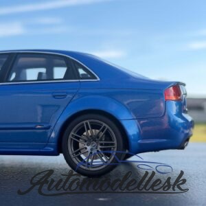 Model auta AUDI RS 4 B7 SEDAN SPRINT BLUE 2007
