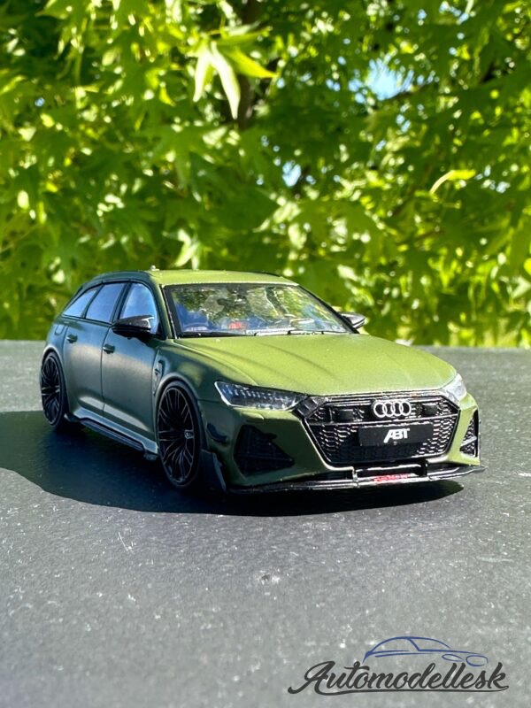 Model auta Audi RS6-R OLIVE SILK OLIVE