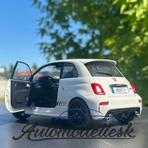 Model auta FIAT F595 ABARTH GHIACCIO WHITE 2022.
