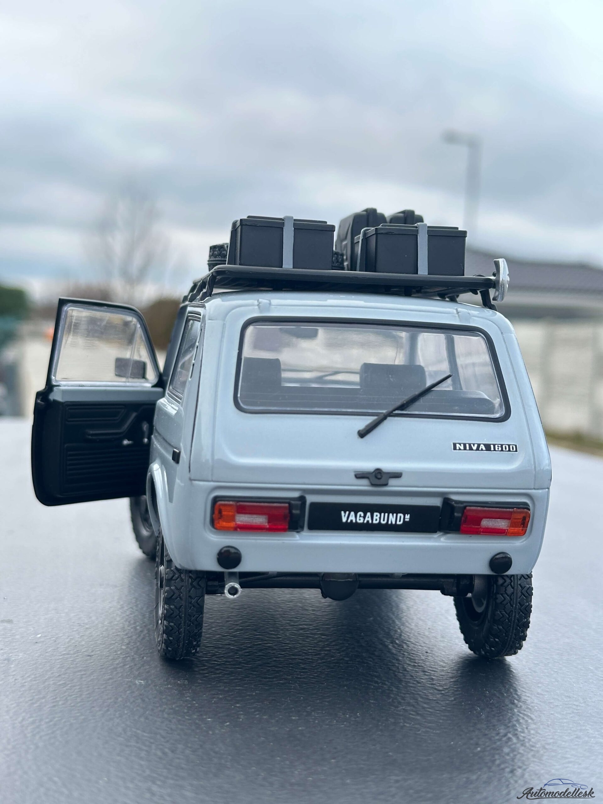 Model auta LADA NIVA "VLADA" GREY 1980 Model auta LADA NIVA "VLADA" GREY 1980