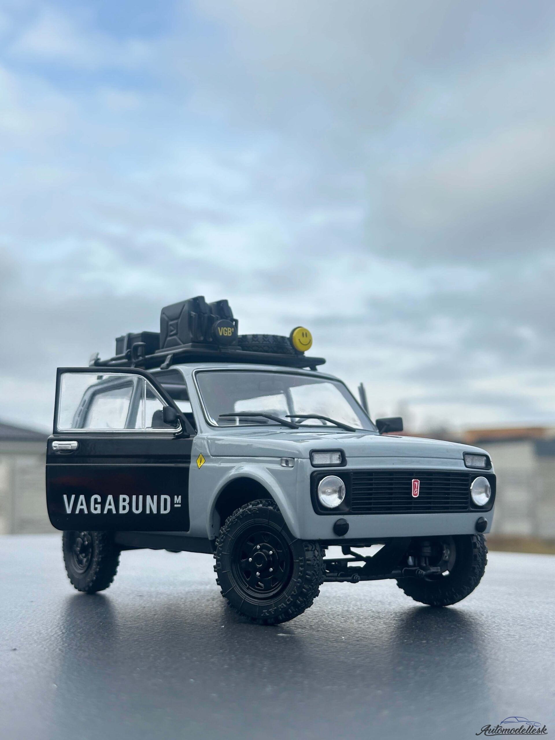 Model auta LADA NIVA "VLADA" GREY 1980 Model auta LADA NIVA "VLADA" GREY 1980
