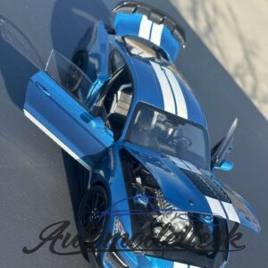 Model auta Ford Mustang Shelby GT 500, modrá/biela, 2022