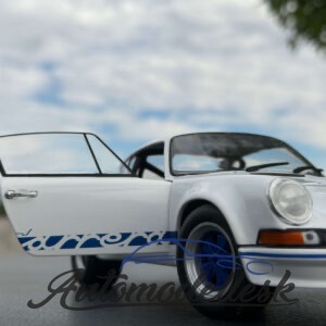 Model auta PORSCHE 911 RSR WHITE / BLUE CARRERA STRIPES 1973