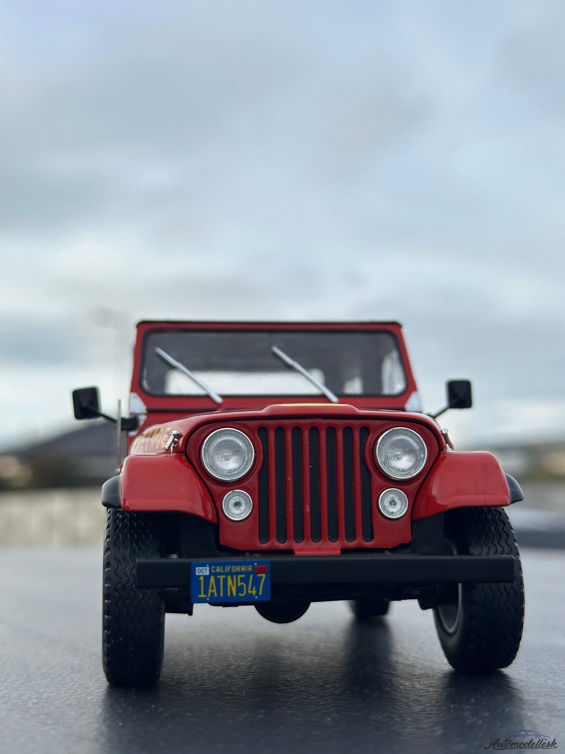 Model auta Jeep CJ-7 Renegade, červená, 1980 Model auta Jeep CJ-7 Renegade, červená, 1980