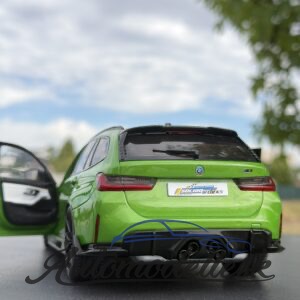 Model auta BMW M3 TOURING WITH PERFORMANCE PARTS GREEN METALLIC 2024