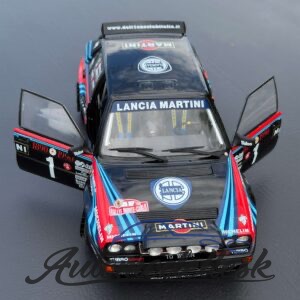 Model auta LANCIA DELTA HF INTEGRALE BLACK M RALLY TRIBUTE 1991.