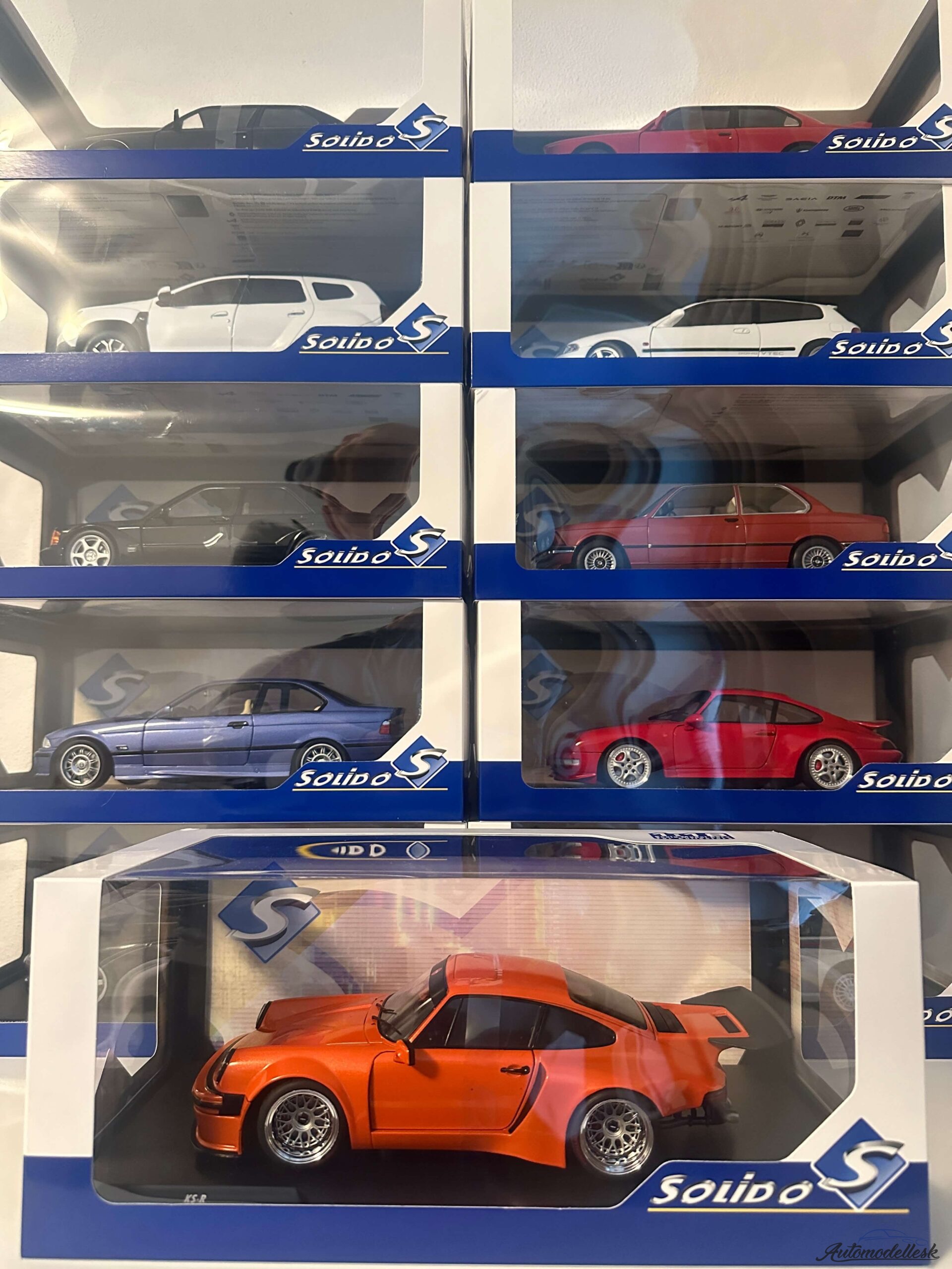 Model auta KS-R BY KHYZYL SALEEM ORANGE 2022 Model auta KS-R BY KHYZYL SALEEM ORANGE 2022
