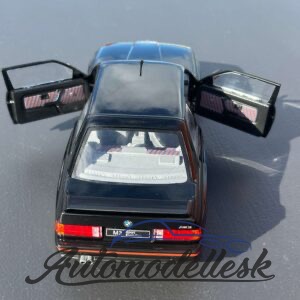 Model auta BMW E30 M3 SPORT EVO GLANZSCHWARZ, 1990