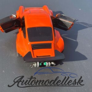 Model auta KS-R BY KHYZYL SALEEM ORANGE 2022