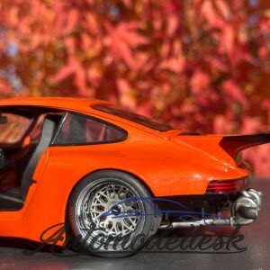Model auta KS-R BY KHYZYL SALEEM ORANGE 2022