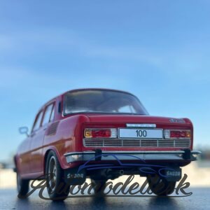 Model auta Škoda 100, červená, 1969