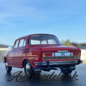 Model auta Škoda 100, červená, 1969