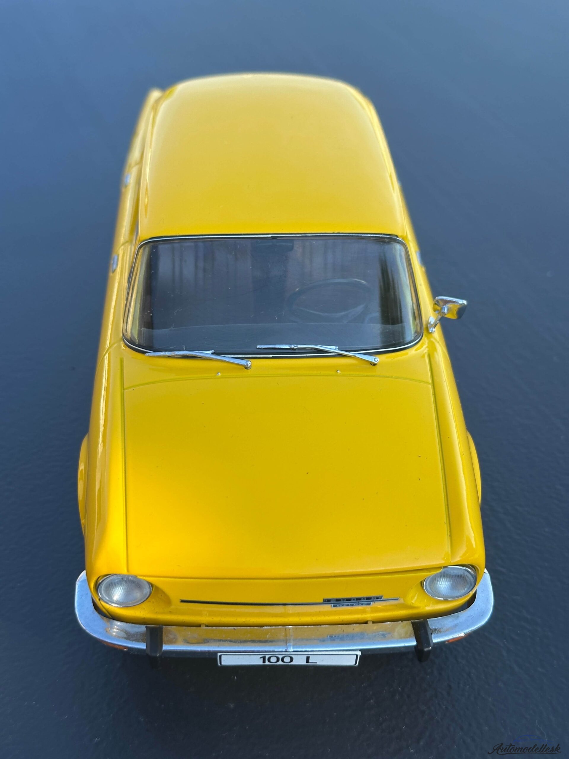 Model auta Škoda 100, žltá, 1969. Model auta Škoda 100, žltá, 1969.