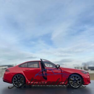 Model auta BMW M5 FIRE RED 2025