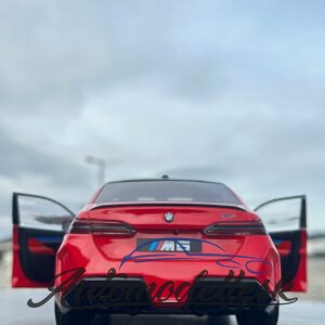 Model auta BMW M5 FIRE RED 2025