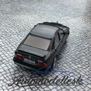 Model auta Mercedes 190 E 2.3-16, čierna modrá