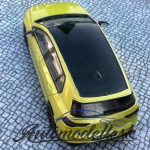 Model auta Volkswagen Golf R 333 Limited Edition Lime Yellow, 2023.