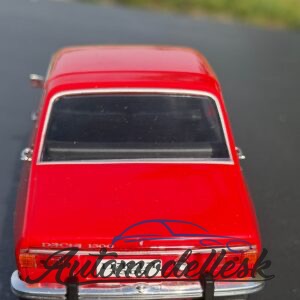 Model auta Dacia 1300, červená, 1970