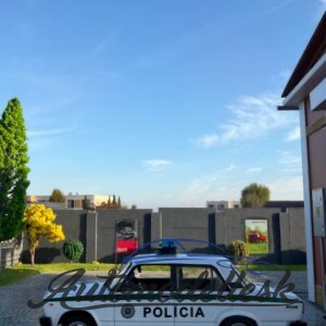 Model auta Lada VAZ 2107, Polícia Bratislava.
