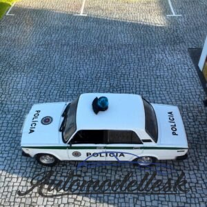 Model auta Lada VAZ 2107, Polícia Bratislava.